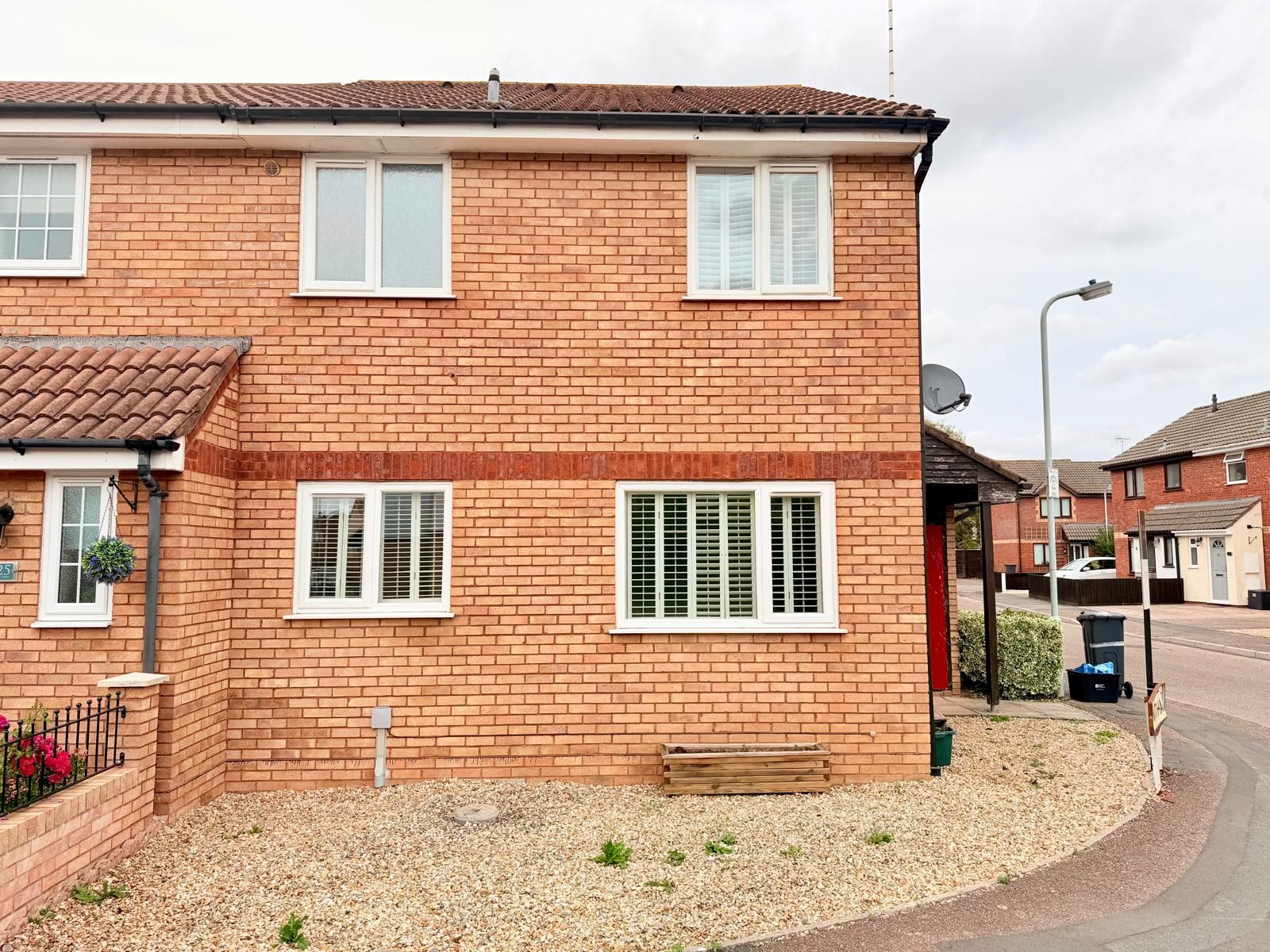 1 bedroom terraced to rent